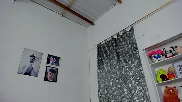 megan 100 online show from 10/22/25, 07:02