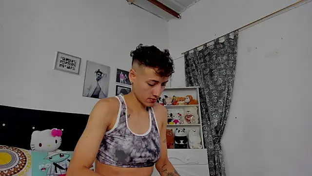 megan 100 online show from 11/30/25, 06:52