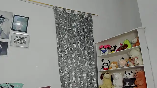 megan 100 online show from 02/09/26, 04:38