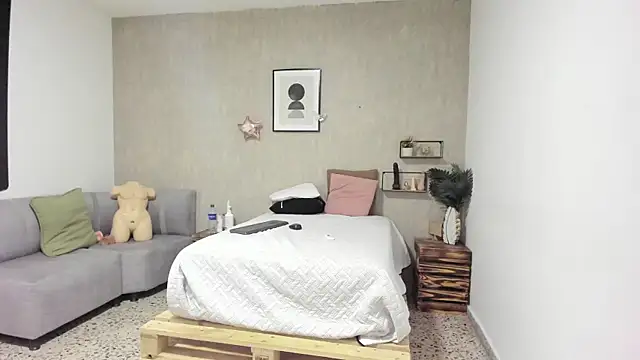 Snapshot of afrodita_martinez chatting on 10/11/25, 06:47 afrodita martinez online show from 10/11/25, 06:47