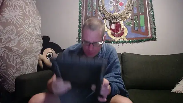 Snapshot of Maikel1981-NL chatting on 02/01/25, 01:23 Maikel1981-NL online show from 02/01/25, 01:23