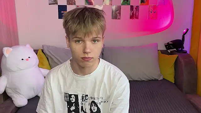 metratok online show from 04/15/26, 04:33