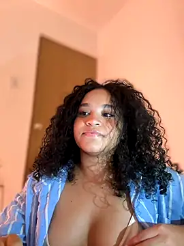 Lucy wilson5 online show from 10/26/25, 02:23