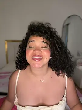 Lucy wilson5 online show from 02/13/26, 03:28