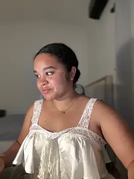 Lucy wilson5 online show from 03/17/26, 02:36