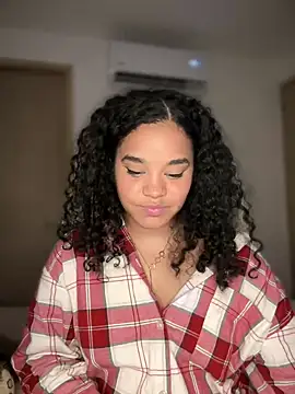 Lucy wilson5 online show from 03/06/25, 07:47