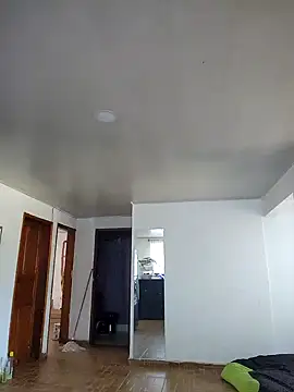 Snapshot of 911Calling chatting on 01/21/25, 06:45 911Calling online show from 01/21/25, 06:45