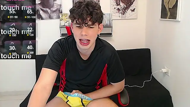 Angelo-cianuro- online show from 04/15/26, 12:16