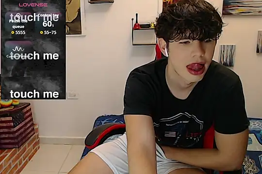Snapshot of Angelo-cianuro- chatting on 09/20/25, 10:04 Angelo-cianuro- online show from 09/20/25, 10:04