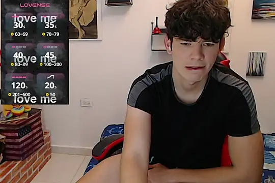 Snapshot of Angelo-cianuro- chatting on 09/09/25, 10:30 Angelo-cianuro- online show from 09/09/25, 10:30