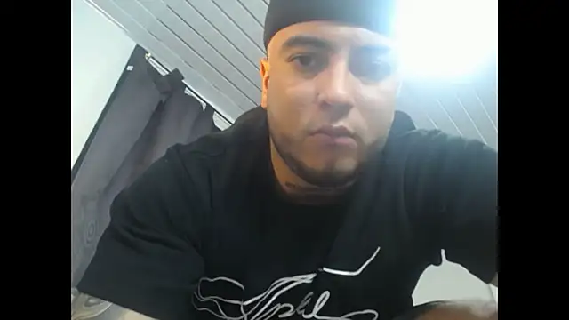 Snapshot of Dexter-T chatting on 09/24/25, 07:37 Dexter-T online show from 09/24/25, 07:37