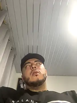 Snapshot of Dexter-T chatting on 11/09/25, 11:53 Dexter-T online show from 11/09/25, 11:53