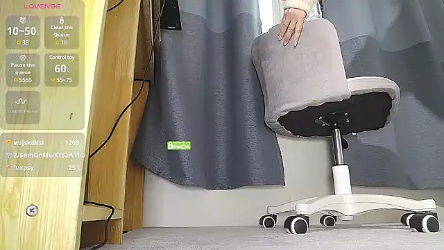 CN-Doudou online show from 03/18/25, 06:39