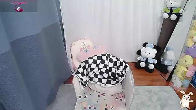 CN-Doudou online show from 10/21/25, 02:33