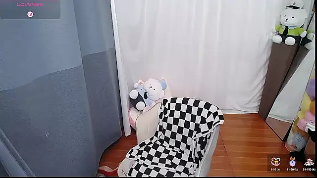 CN-Doudou online show from 10/28/25, 01:50