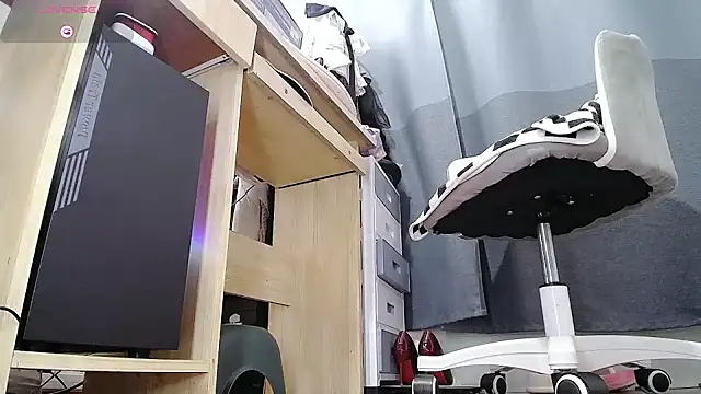 CN-Doudou online show from 11/12/25, 02:26