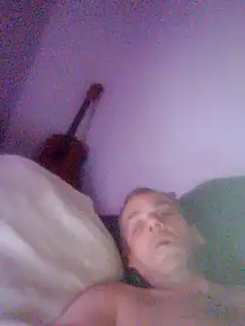 Snapshot of sexsuchti80 chatting on 10/05/25, 12:56 sexsuchti80 online show from 10/05/25, 12:56