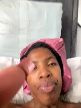 Queen-Boobylicious online show from 11/28/25, 11:54