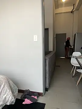 Queen-Boobylicious online show from 10/27/25, 08:15