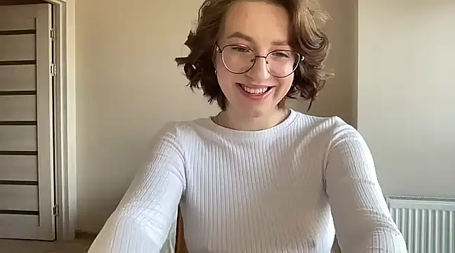 Snapshot of liins_wet chatting on 01/02/25, 08:17 liins wet online show from 01/02/25, 08:17