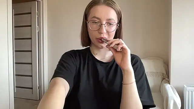 Snapshot of liins_wet chatting on 01/19/25, 07:46 liins wet online show from 01/19/25, 07:46