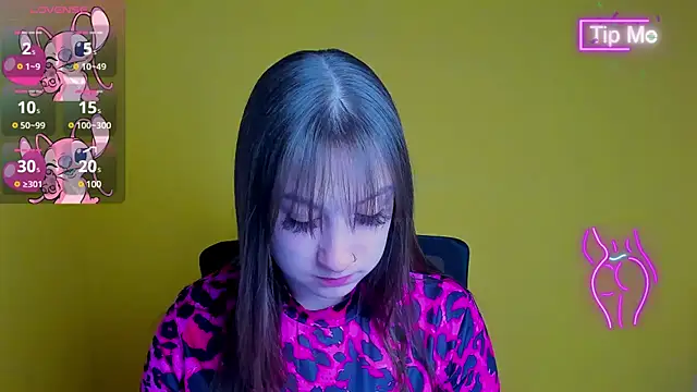 Snapshot of Evelina_GG chatting on 03/17/25, 07:04 Evelina GG online show from 03/17/25, 07:04