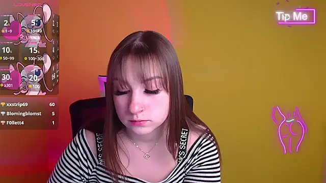 Snapshot of Evelina_GG chatting on 03/05/25, 03:29 Evelina GG online show from 03/05/25, 03:29