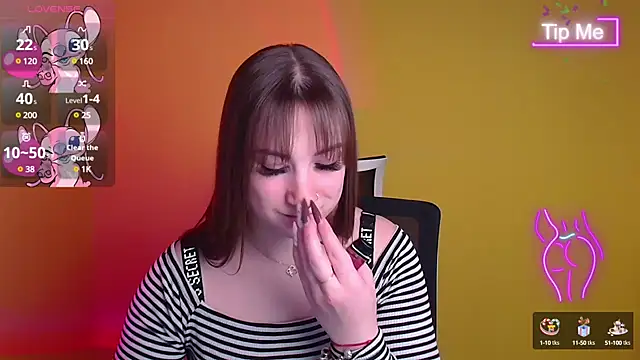 Snapshot of Evelina_GG chatting on 03/05/25, 12:22 Evelina GG online show from 03/05/25, 12:22