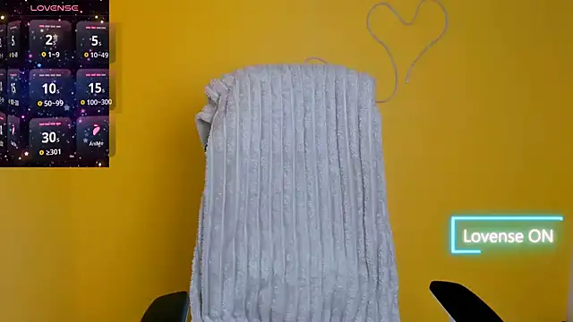 Evelina GG online show from 12/17/25, 06:29