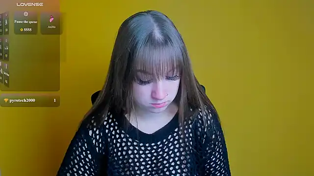 Snapshot of Evelina_GG chatting on 10/06/25, 05:41 Evelina GG online show from 10/06/25, 05:41