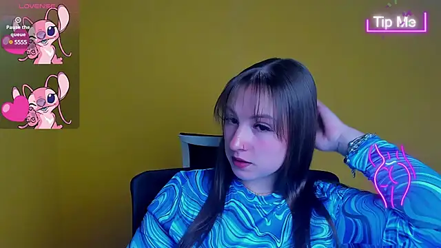 Snapshot of Evelina_GG chatting on 03/18/25, 09:53 Evelina GG online show from 03/18/25, 09:53