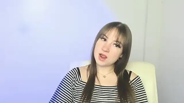 Snapshot of Evelina_GG chatting on 03/12/25, 06:51 Evelina GG online show from 03/12/25, 06:51