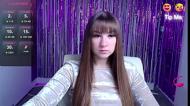 Snapshot of Evelina_GG chatting on 09/25/25, 05:24 Evelina GG online show from 09/25/25, 05:24