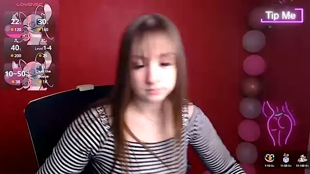 Snapshot of Evelina_GG chatting on 03/13/25, 06:26 Evelina GG online show from 03/13/25, 06:26