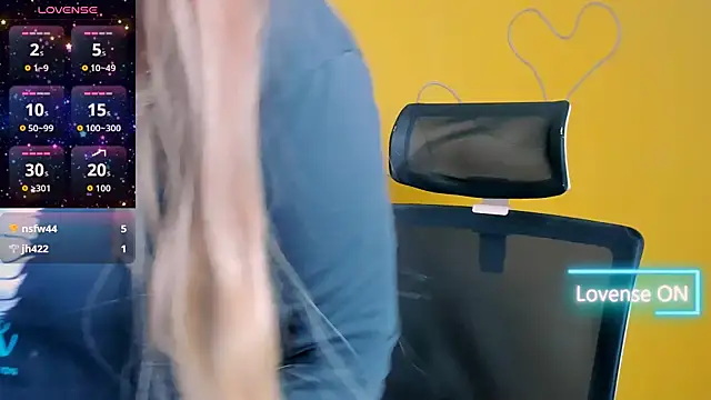 Evelina GG online show from 12/22/25, 06:35