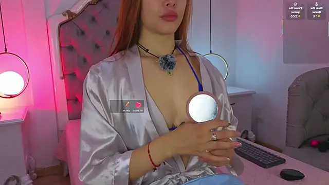 Snapshot of _ambar_Adamss chatting on 11/24/25, 11:21 ambar Adamss online show from 11/24/25, 11:21