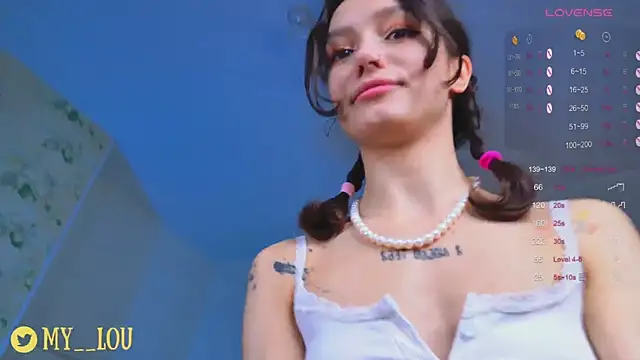 MyLou  online show from 10/04/25, 03:13