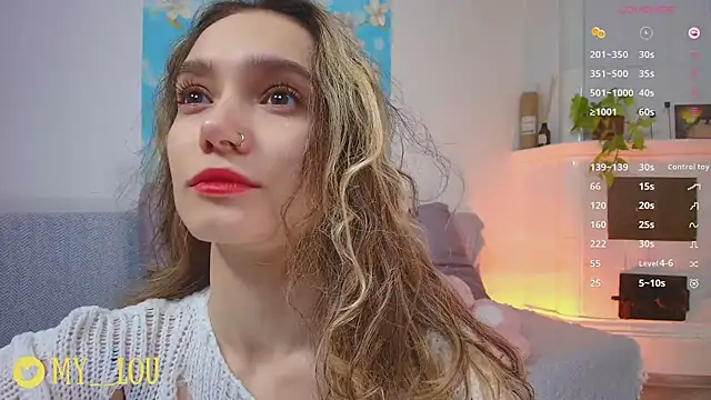 Snapshot of MyLou_ chatting on 06/10/26, 04:08 MyLou online show from 06/10/26, 04:08