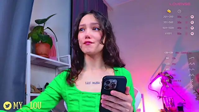 MyLou  online show from 11/09/25, 03:05