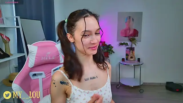 MyLou  online show from 04/07/26, 03:03