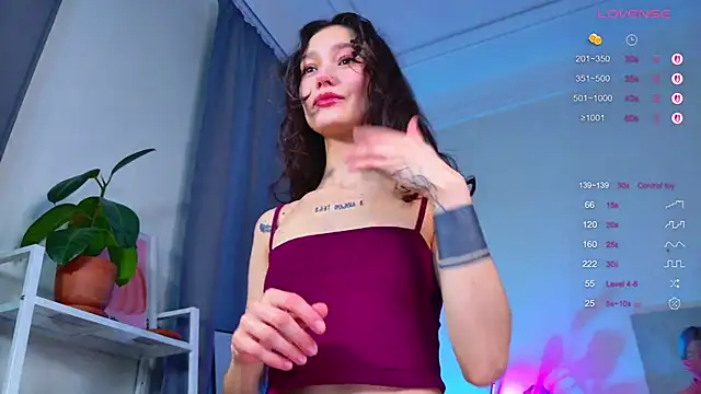 MyLou  online show from 12/01/25, 03:13