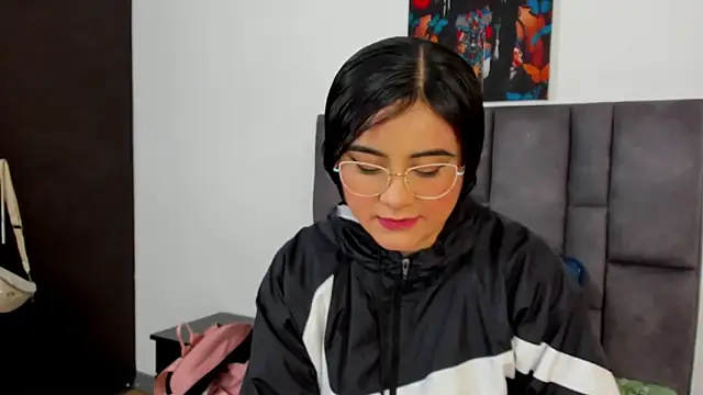 Snapshot of Dulce_amg chatting on 03/15/25, 12:24 Dulce amg online show from 03/15/25, 12:24