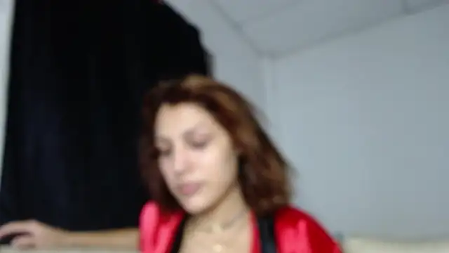 Snapshot of alexandra_lorens chatting on 10/24/25, 01:48 alexandra lorens online show from 10/24/25, 01:48