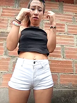 samy-blonde online show from 05/25/26, 07:45
