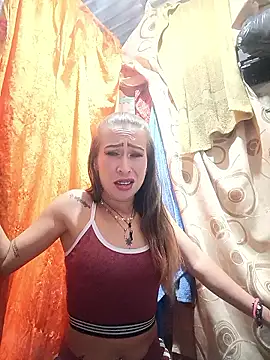 Snapshot of samy-blonde chatting on 02/11/26, 01:00 samy-blonde online show from 02/11/26, 01:00