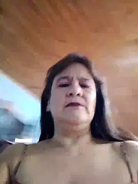 Snapshot of DirtyStefaniax chatting on 10/11/25, 03:35 DirtyStefaniax online show from 10/11/25, 03:35