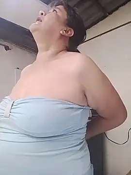 DirtyStefaniax online show from 03/28/26, 03:02