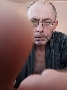 BesterJunge45 online show from 02/18/25, 09:10