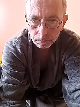 BesterJunge45 online show from 02/18/25, 12:17