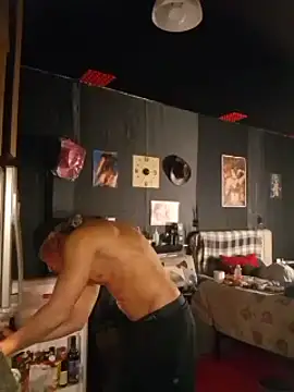 Lovely milk online show from 03/09/25, 03:16